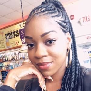 Meet your Posher, Dana